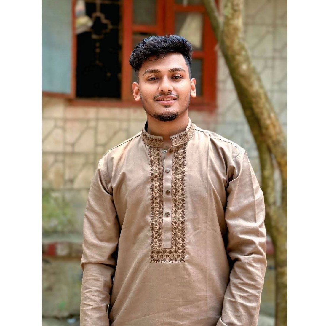 Sadek Hossain  Sadi